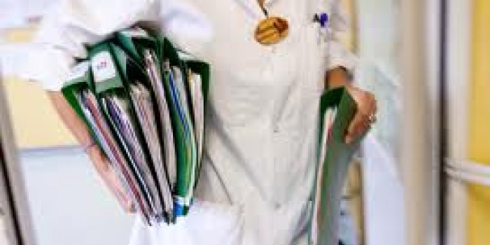 T.A.R. Campania, Sezione VI, Sentenza 22.11.2011 n° 5453 