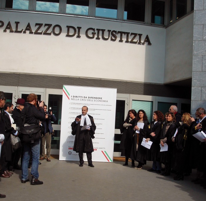 Palazzo di Giustizia di Padova, un momento della manifestazione dell'Avvocatura 24.02.2012